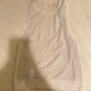 Super cute white lulu muscle tank